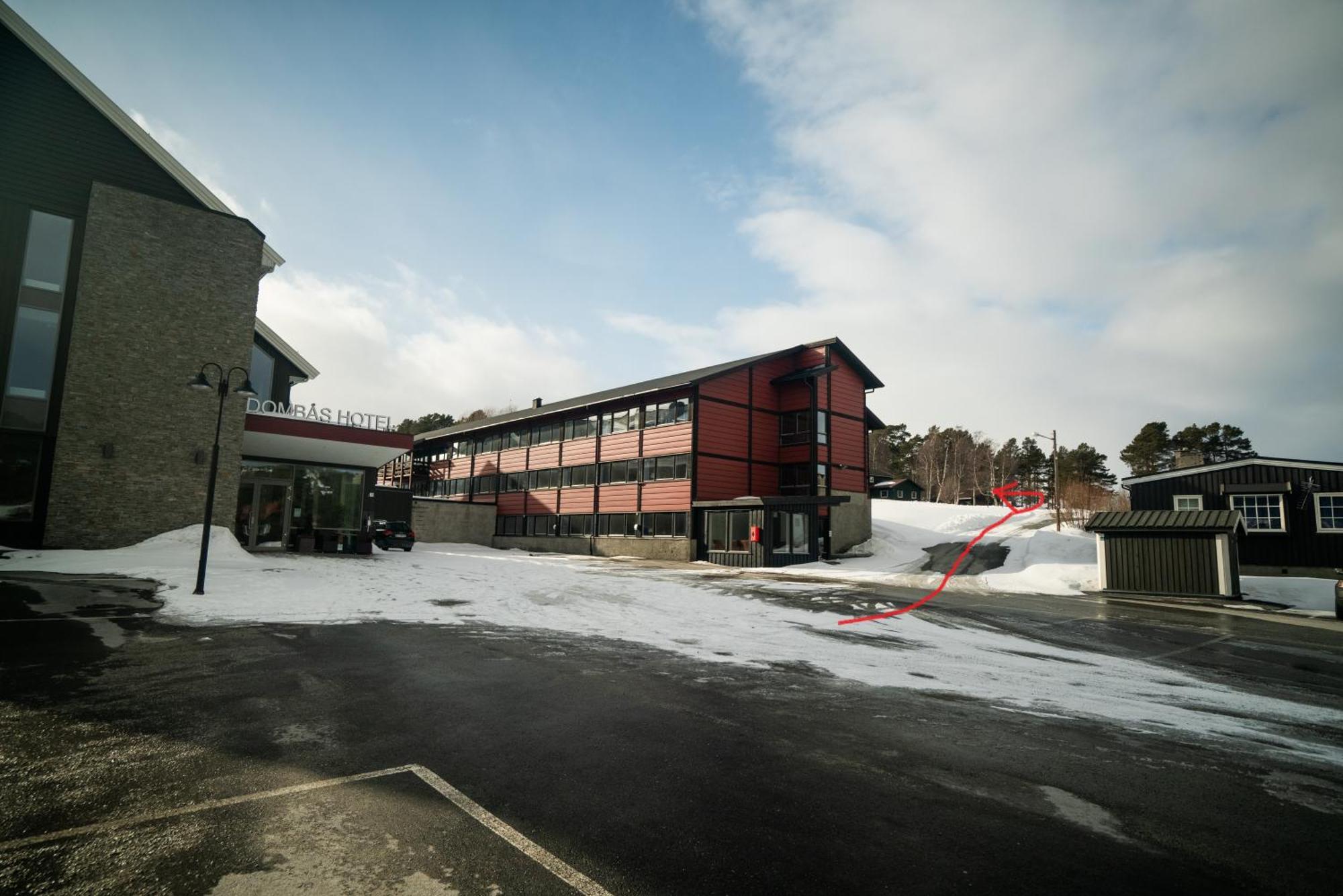 Dombastun Motel ภายนอก รูปภาพ